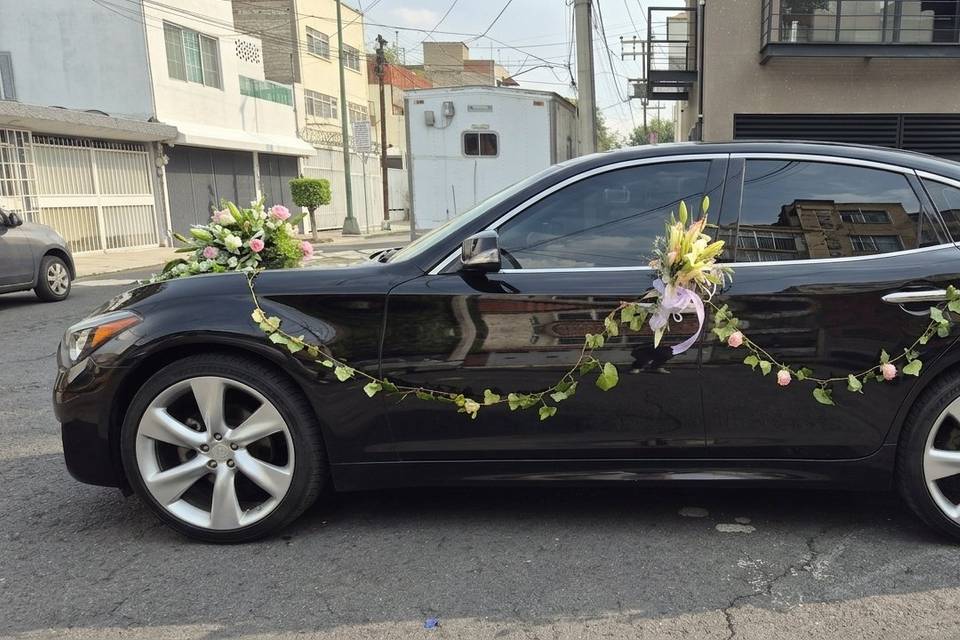 Infiniti Q70 - Lujo Japonés