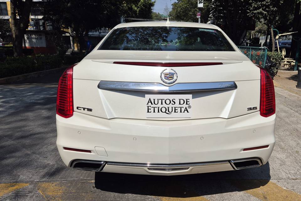 Cadillac CTS - Lujo Americano