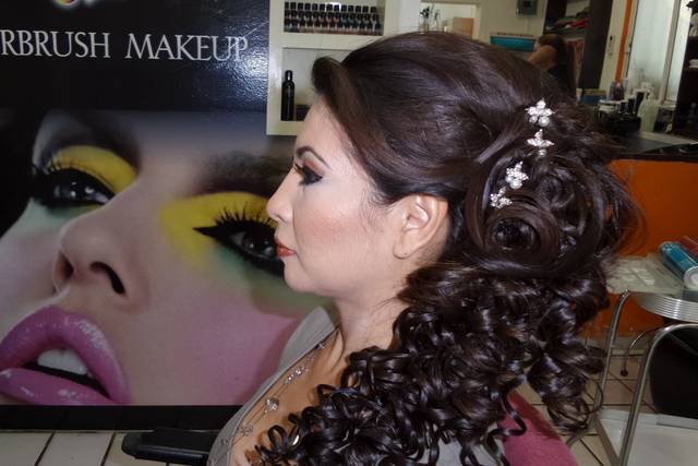 Peinado y maquillaje de novia