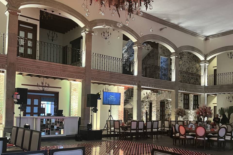 Salón con montaje