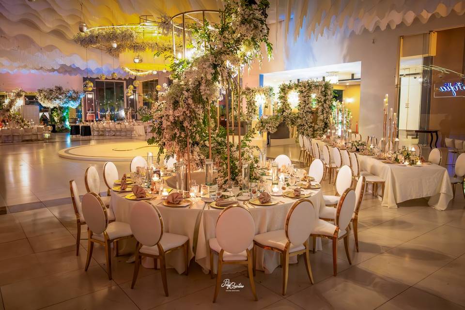 Mesa dona decorada