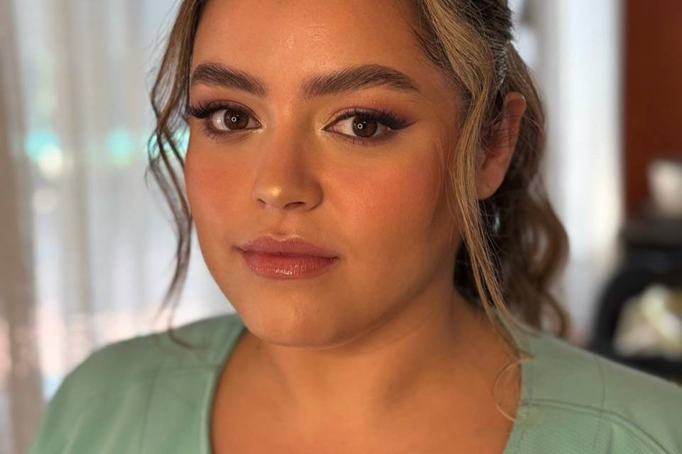 Make up natural