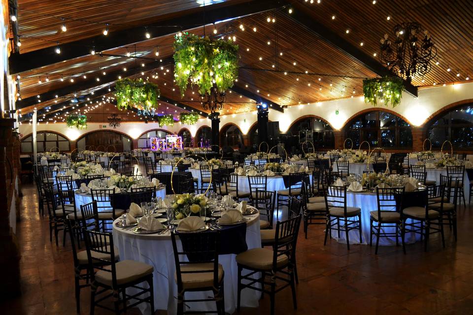 Salón Los Arcos