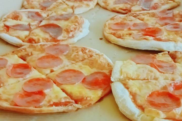 Mini pizzas infantiles listas