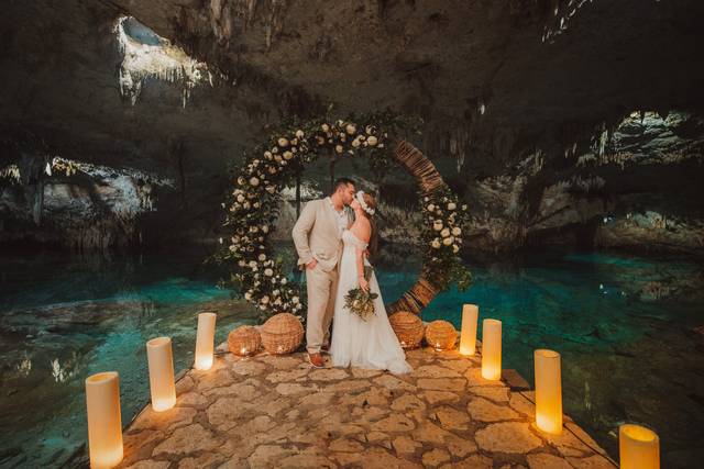 Ceremonia maya en cenote