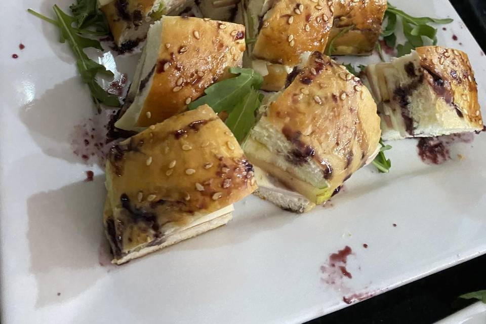 Mini sándwiches con manzana