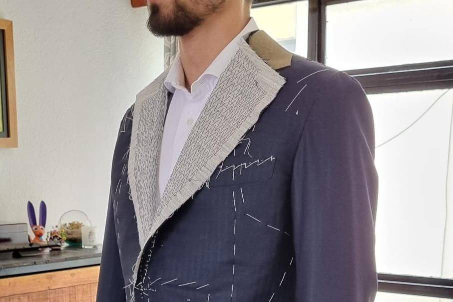 Prueba de novio en atelier
