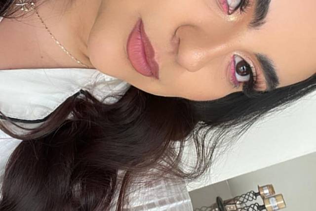 Maquillaje en tono rosado