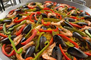 Paella D'Lucero