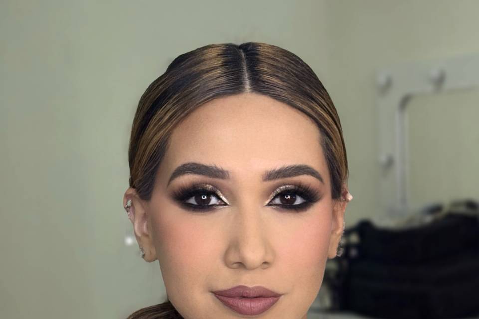 Glam Bride