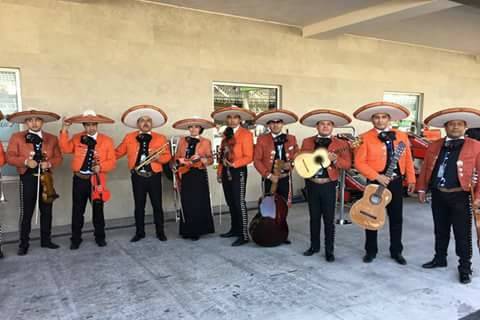 Mariachi Noche de Julio