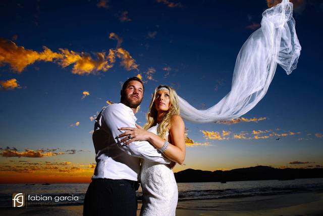 Atardecer y novios