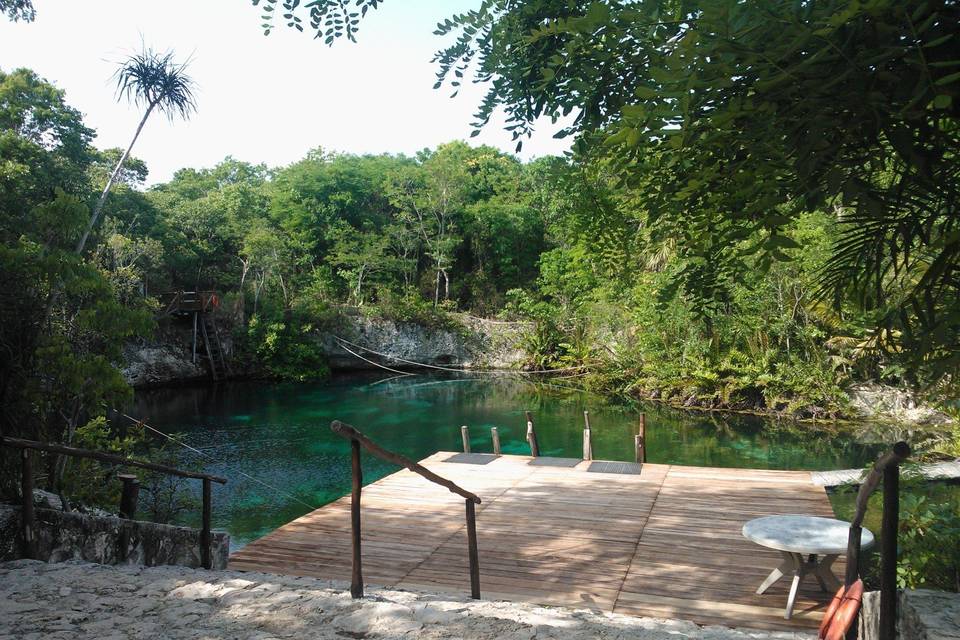 Plataforma de cenote abierto