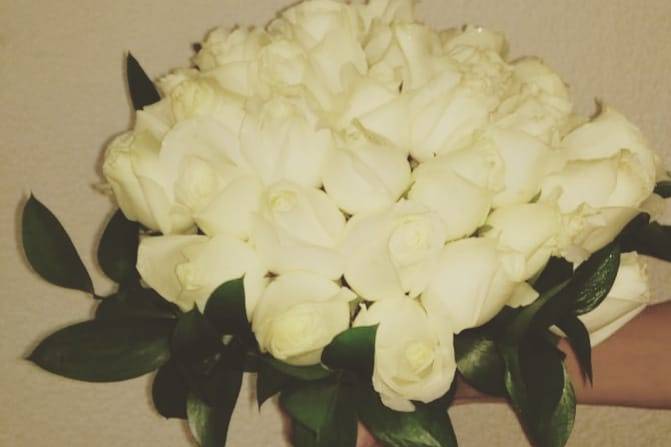 Ramo rosas blancas