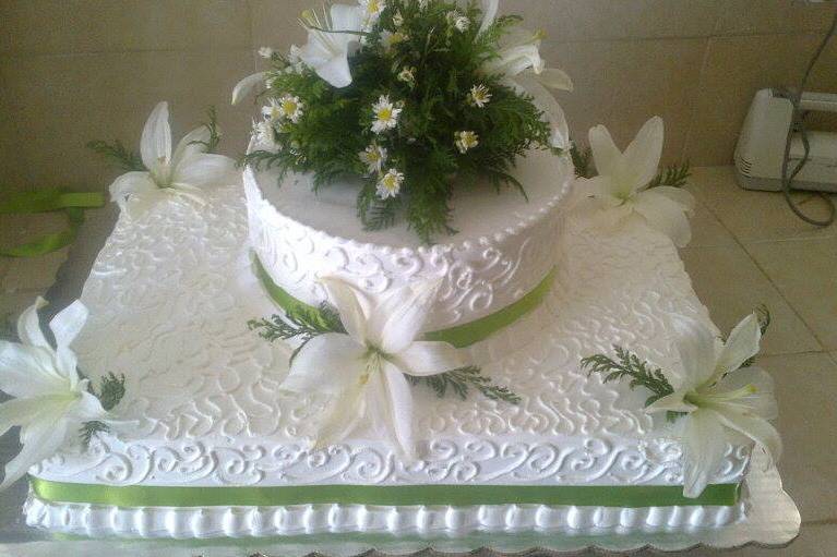 Pastel con flores