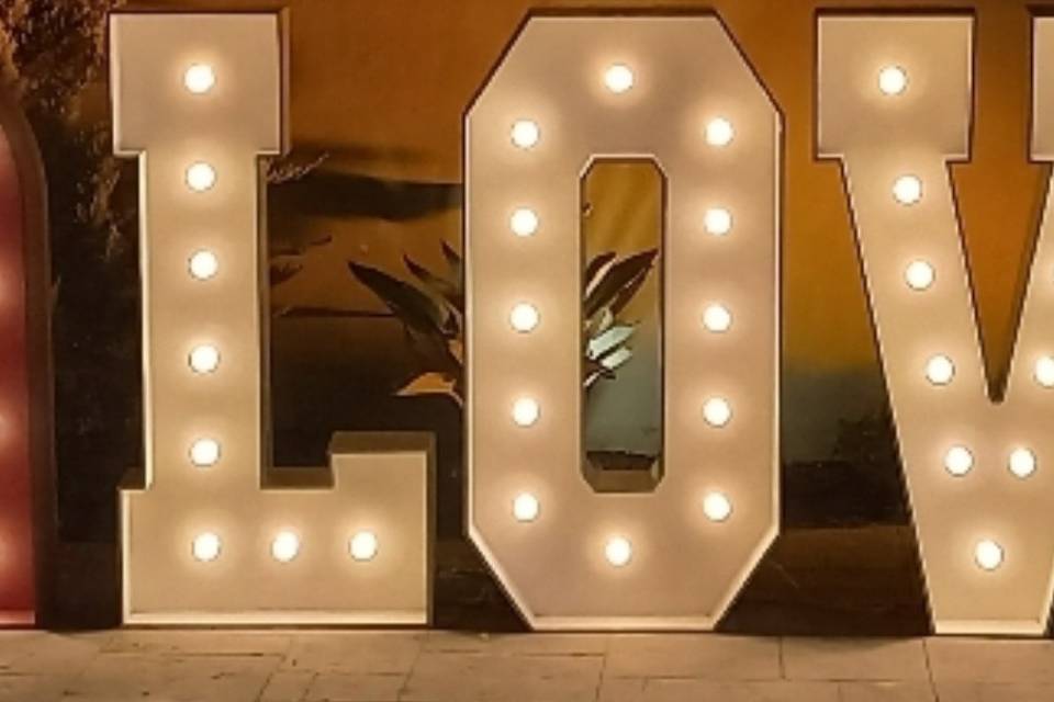 Letras gigantes love❤️