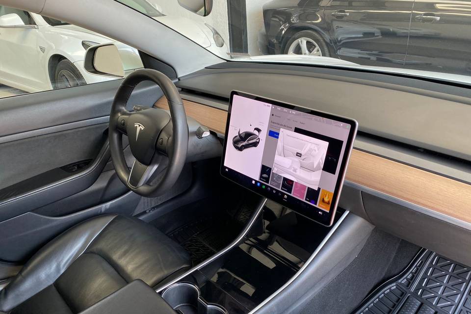 Tesla model 3