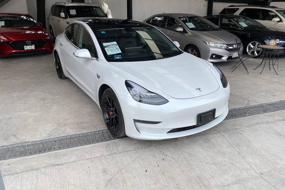 Tesla model 3