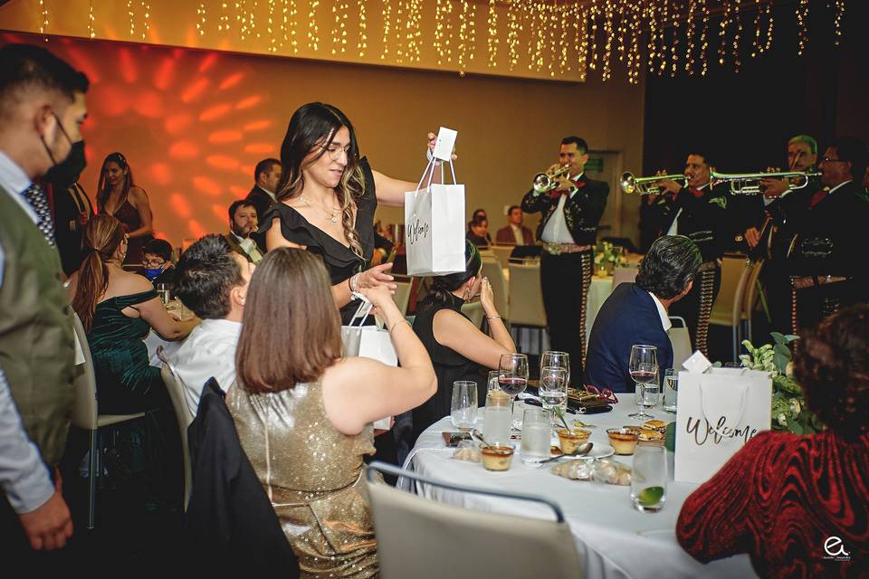 Boda J&R
