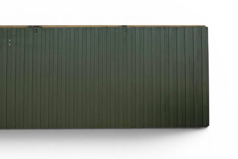 Dj booth verde olivade lambrín