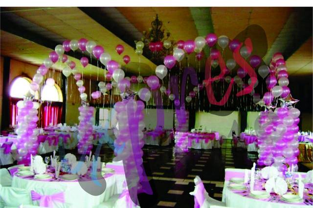 Pista de baile con 6 columnas