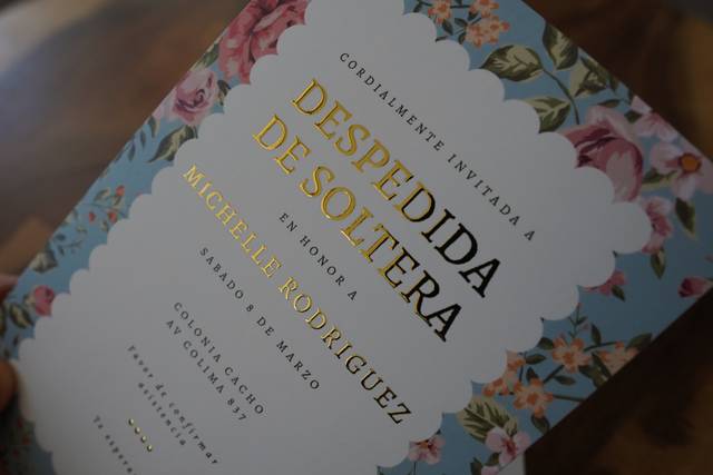 Invitaciones de boda con foil