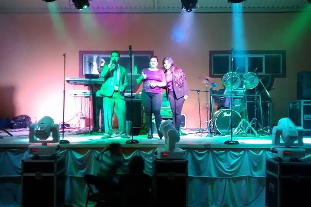 La Raza Show