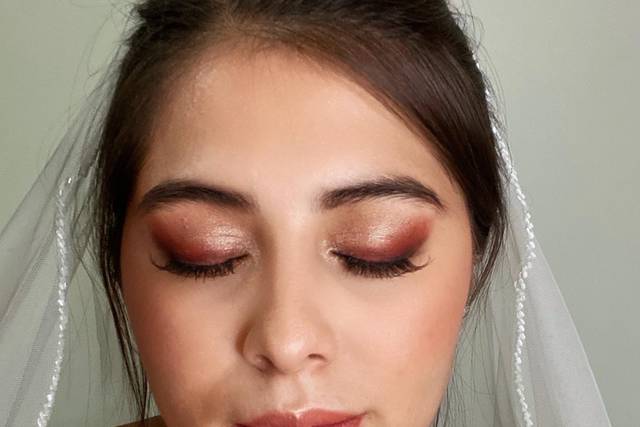 Romié Makeup