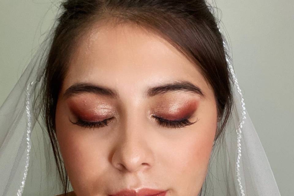 Romié Makeup