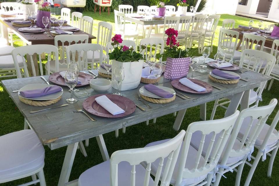 Mesas vintage y sillas Versall