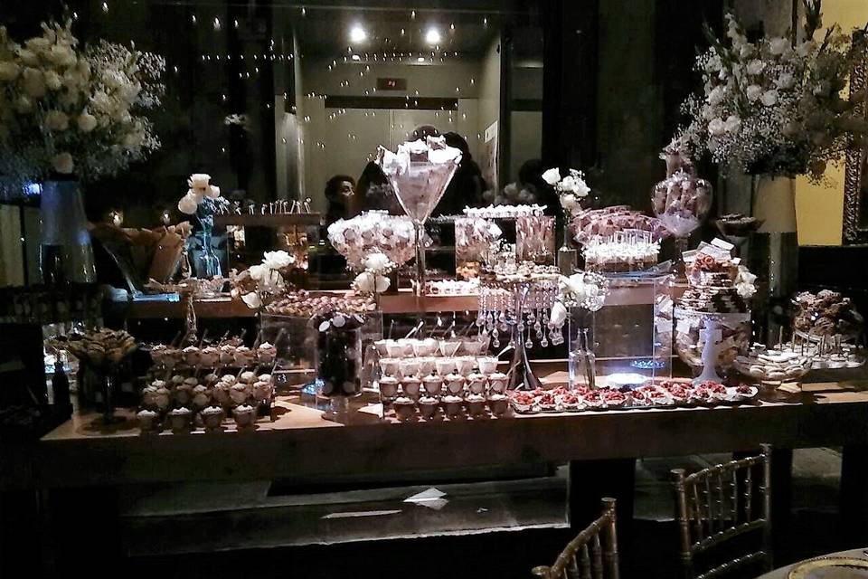 Hermosa mesa de dulces