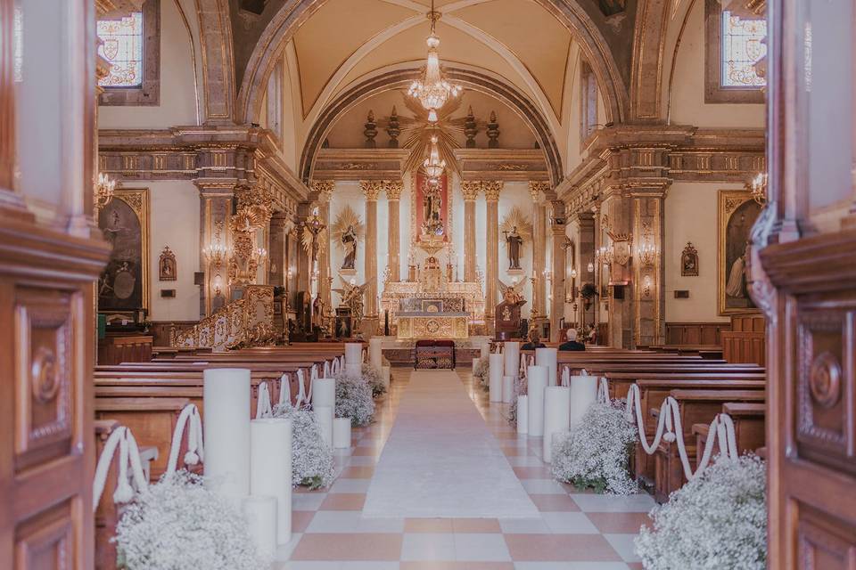 Misa templo del Carmen