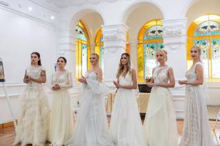 Veil & Tale Novias