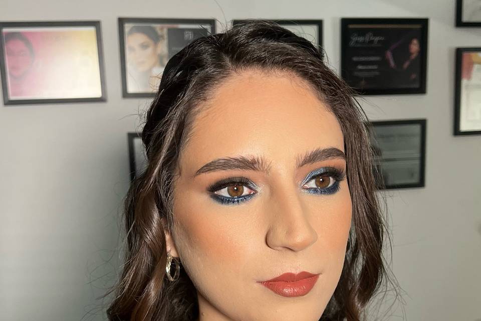 Maquillaje social