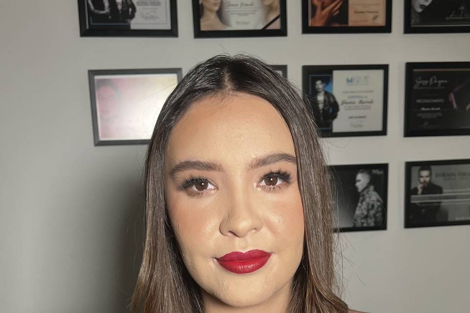 Maquillaje social