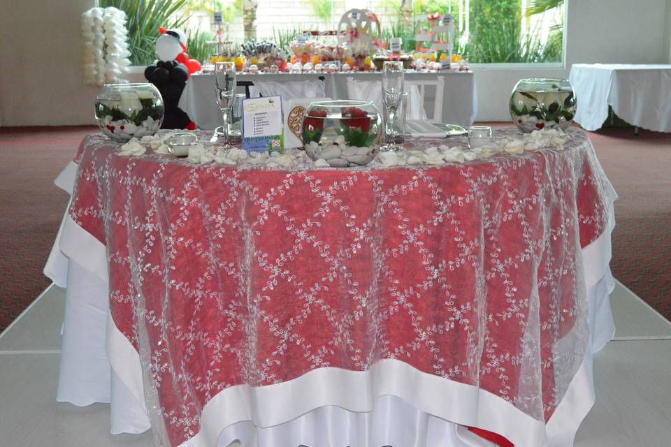 Essenzia Banquetes