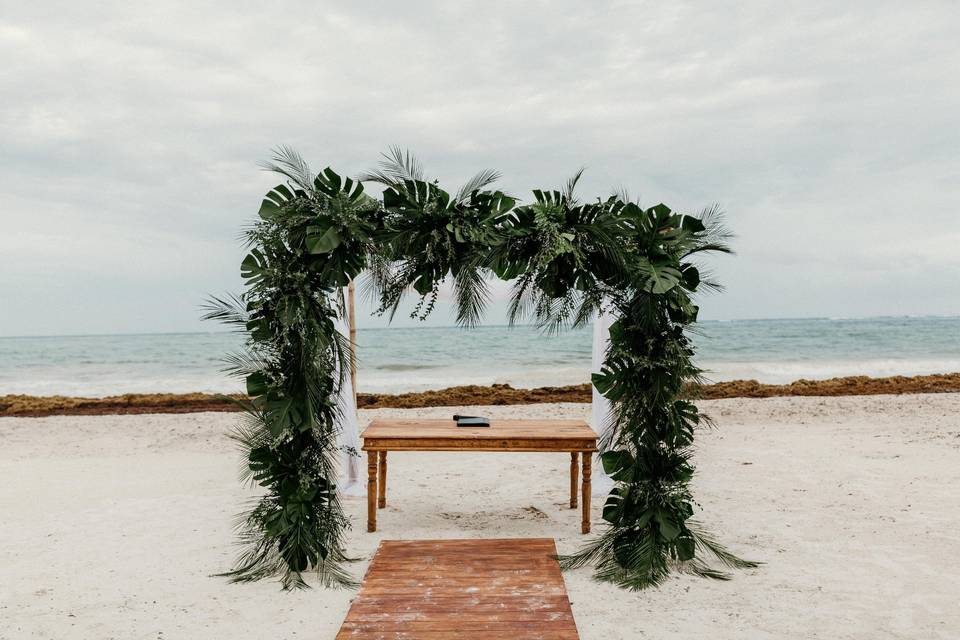 Tropical green wedding arch