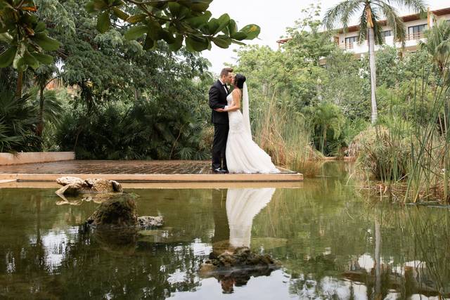 Mathew & Denisse