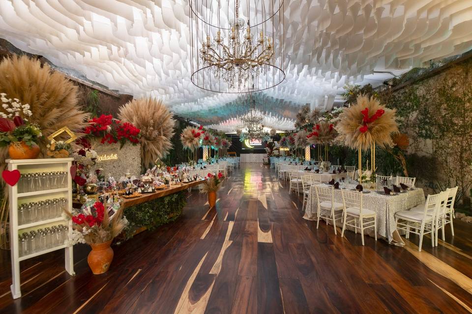 Salón La encantada