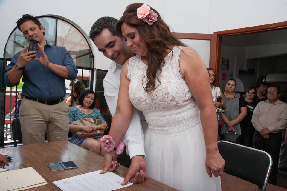 Boda civil Laura & Abraham