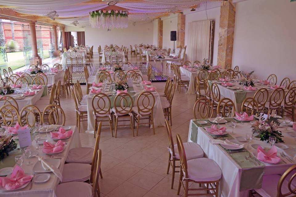 SALON  ROSA