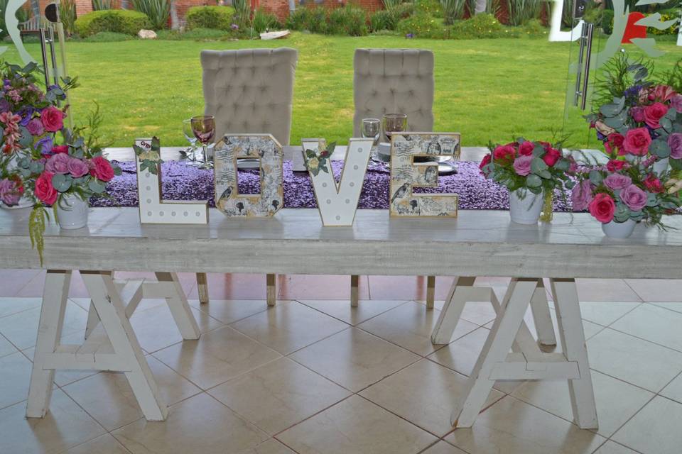 Mesa vintage novios