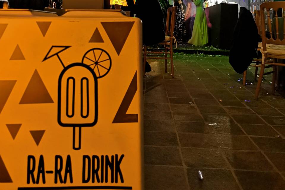 Ra-Ra Drink - Paletas con alcohol