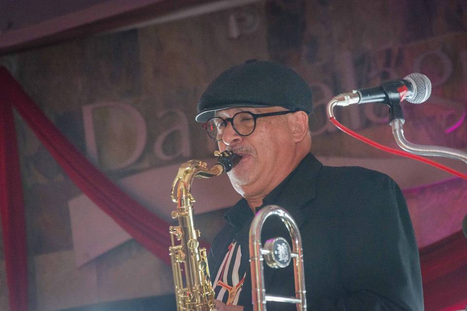 Saxofón