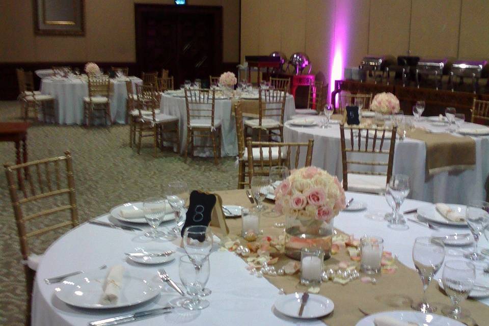 Blush centerpiece