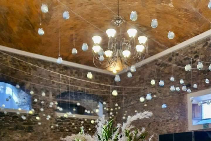 LUCES