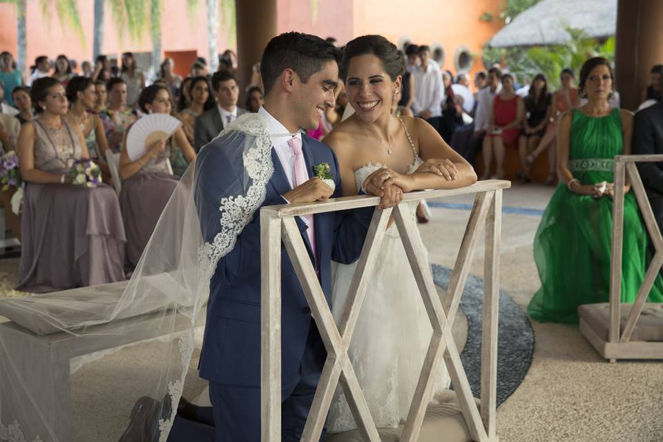 En el altar