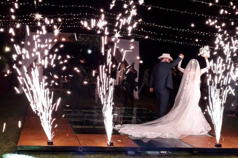 La entrada de los novios