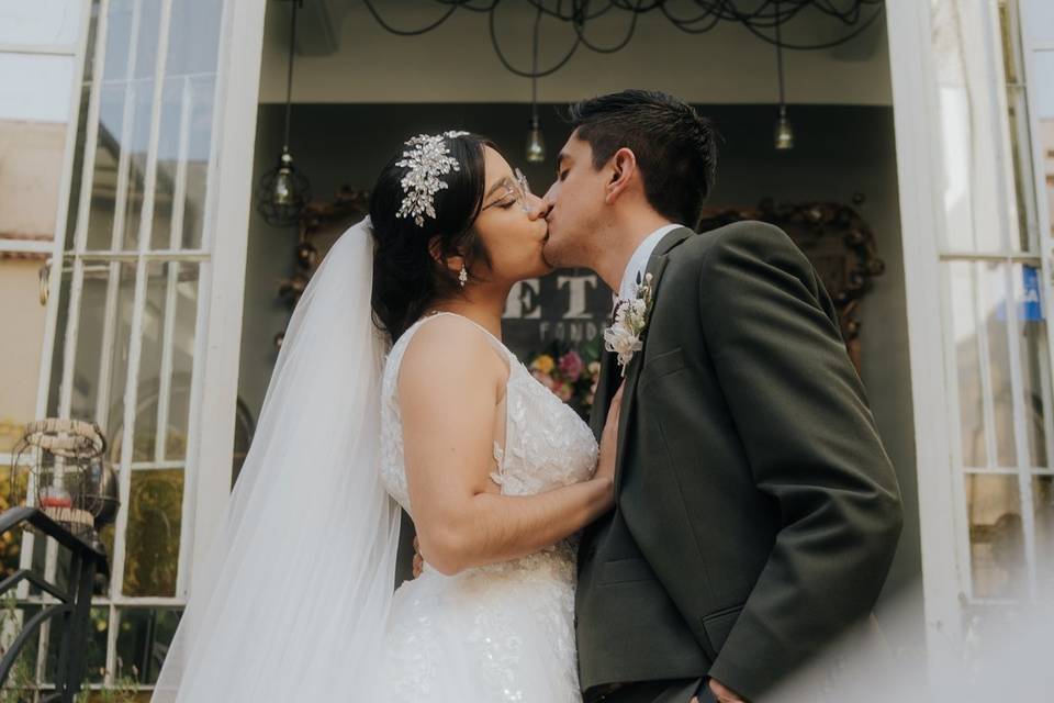 BLANCA Y MEMO