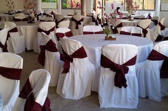 Las Flores Salón de Eventos Consulta disponibilidad y precios